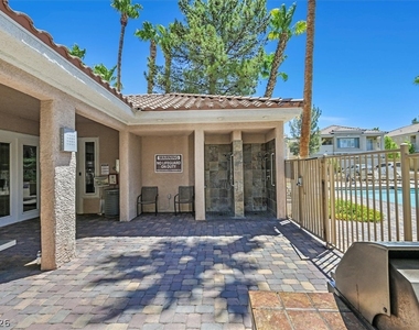 251 S Green Valley Parkway - Photo Thumbnail 4
