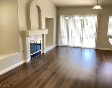 7632 Rockfield Drive - Photo Thumbnail 8