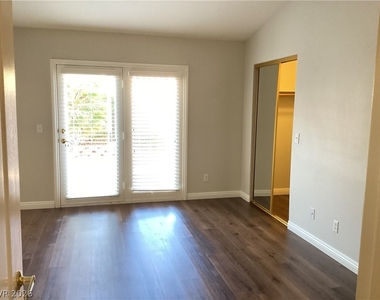 7632 Rockfield Drive - Photo Thumbnail 19