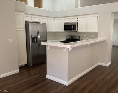 7632 Rockfield Drive - Photo Thumbnail 3
