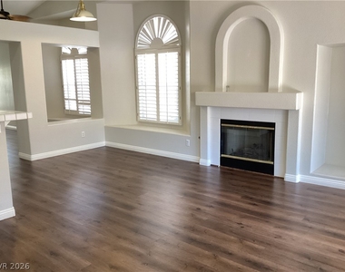 7632 Rockfield Drive - Photo Thumbnail 9