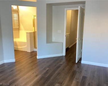 7632 Rockfield Drive - Photo Thumbnail 20