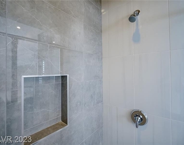 105 Brixton Avenue - Photo Thumbnail 23