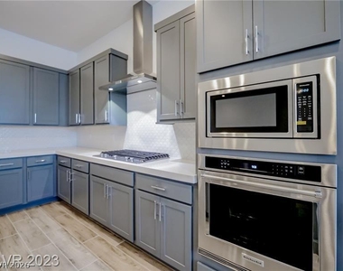 105 Brixton Avenue - Photo Thumbnail 15