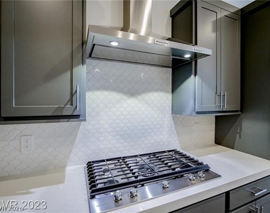105 Brixton Avenue - Photo Thumbnail 16