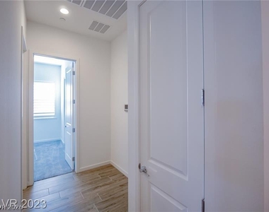 105 Brixton Avenue - Photo Thumbnail 9