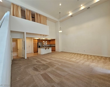 20 Serene Avenue - Photo Thumbnail 3