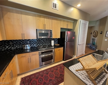 50 E Serene Avenue - Photo Thumbnail 10