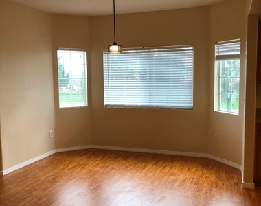 833 Aspen Peak Loop - Photo Thumbnail 9