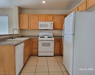 5652 Bonds Flat Street - Photo Thumbnail 6