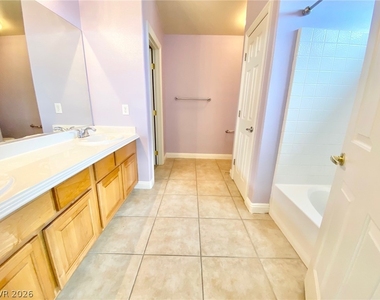 1750 Dark Wolf Avenue - Photo Thumbnail 25