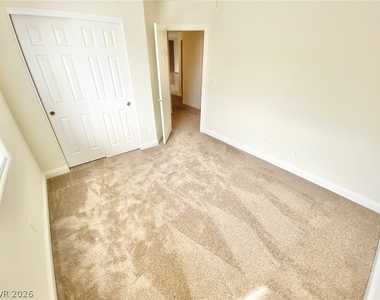 1750 Dark Wolf Avenue - Photo Thumbnail 11