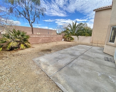 1750 Dark Wolf Avenue - Photo Thumbnail 30