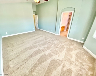1750 Dark Wolf Avenue - Photo Thumbnail 21
