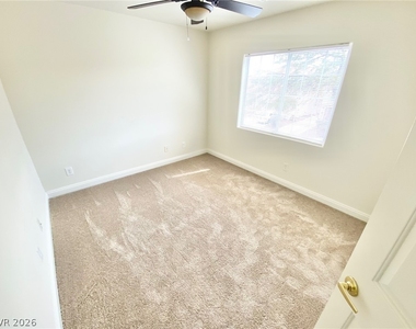 1750 Dark Wolf Avenue - Photo Thumbnail 8