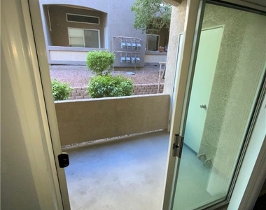 3541 Desert Cliff Street - Photo Thumbnail 9
