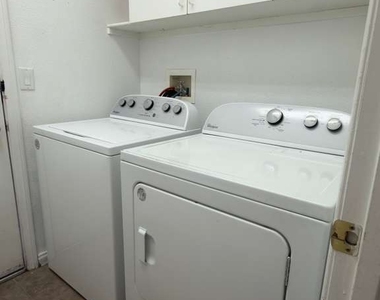 8485 Indigo Harbor Avenue - Photo Thumbnail 24