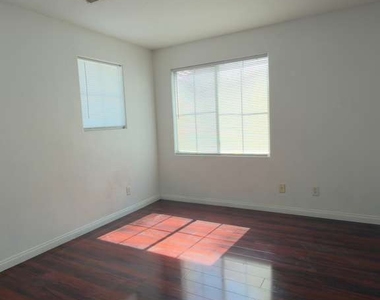 8485 Indigo Harbor Avenue - Photo Thumbnail 12