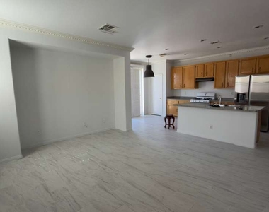 8485 Indigo Harbor Avenue - Photo Thumbnail 20