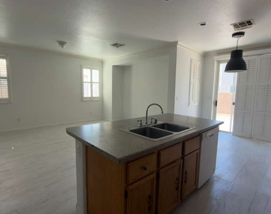 8485 Indigo Harbor Avenue - Photo Thumbnail 21