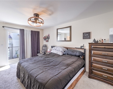 6816 Citron Mist Court - Photo Thumbnail 15