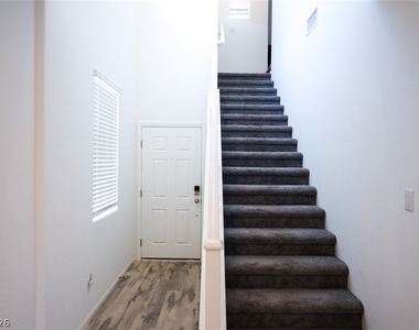 10842 Mattoon Bay Court - Photo Thumbnail 5