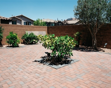 10842 Mattoon Bay Court - Photo Thumbnail 16