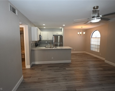 2968 Juniper Hills Boulevard - Photo Thumbnail 3