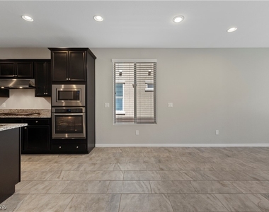 7164 Sage Wren Court - Photo Thumbnail 14