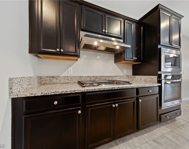 7164 Sage Wren Court - Photo Thumbnail 16