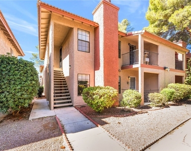 5576 W Rochelle Avenue - Photo Thumbnail 32