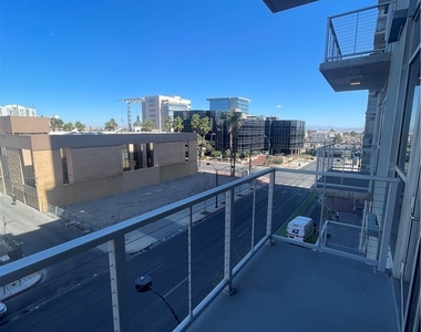 353 E Bonneville Avenue - Photo Thumbnail 6