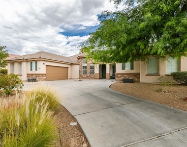 7210 Shallowford Avenue - Photo Thumbnail 1