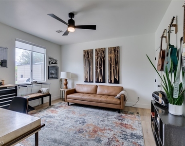 7210 Shallowford Avenue - Photo Thumbnail 28