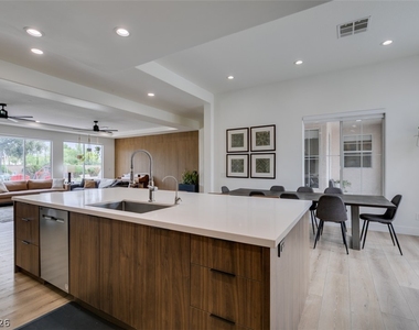 7210 Shallowford Avenue - Photo Thumbnail 26