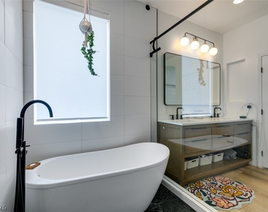 7210 Shallowford Avenue - Photo Thumbnail 46
