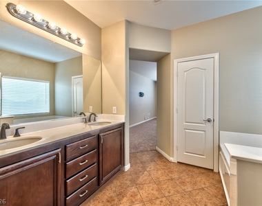 2116 Mistle Thrush Drive - Photo Thumbnail 9