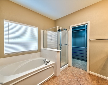 2116 Mistle Thrush Drive - Photo Thumbnail 8
