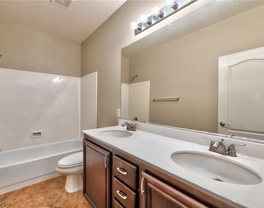 2116 Mistle Thrush Drive - Photo Thumbnail 13