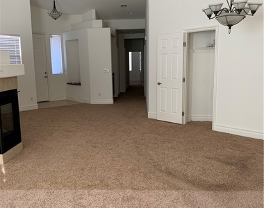 133 Cooks Creek Court - Photo Thumbnail 15