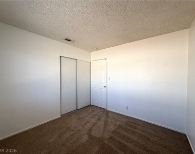 2220 La Sombra Street - Photo Thumbnail 11