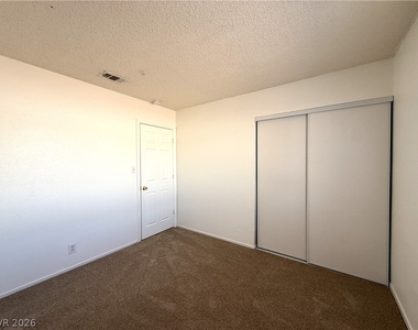 2220 La Sombra Street - Photo Thumbnail 16