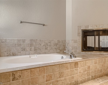 2224 Bear Valley Street - Photo Thumbnail 20