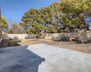 2224 Bear Valley Street - Photo Thumbnail 30