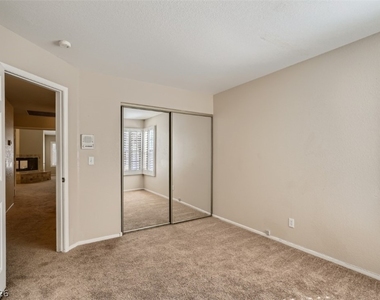 2224 Bear Valley Street - Photo Thumbnail 22
