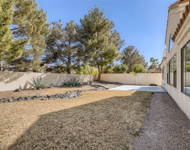 2224 Bear Valley Street - Photo Thumbnail 32