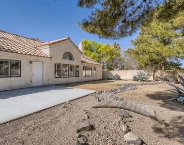 2224 Bear Valley Street - Photo Thumbnail 31