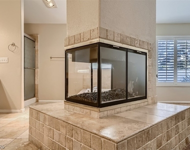 2224 Bear Valley Street - Photo Thumbnail 17