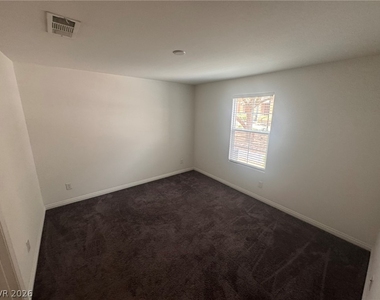 5202 Dubris Drive - Photo Thumbnail 15