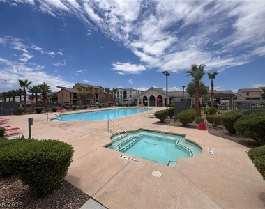 5202 Dubris Drive - Photo Thumbnail 5